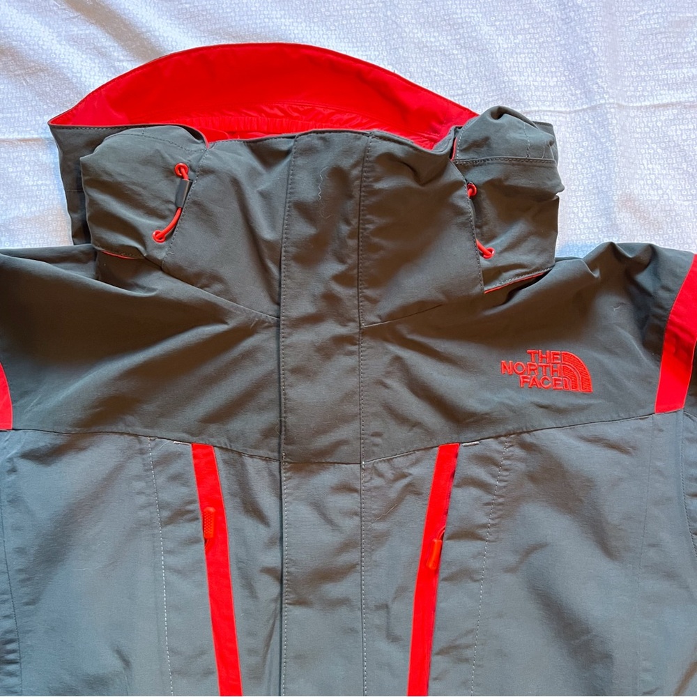 The North Face Men's Grey and Red Hooded 3 Way Hyvent Mountain Jacket Size S - Picture 8 of 11
